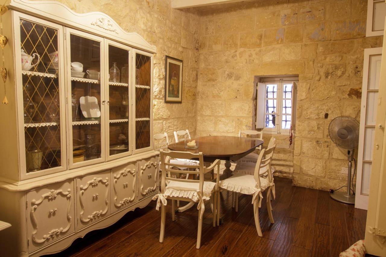 라바트 Town House Steeped In History 빌라 외부 사진