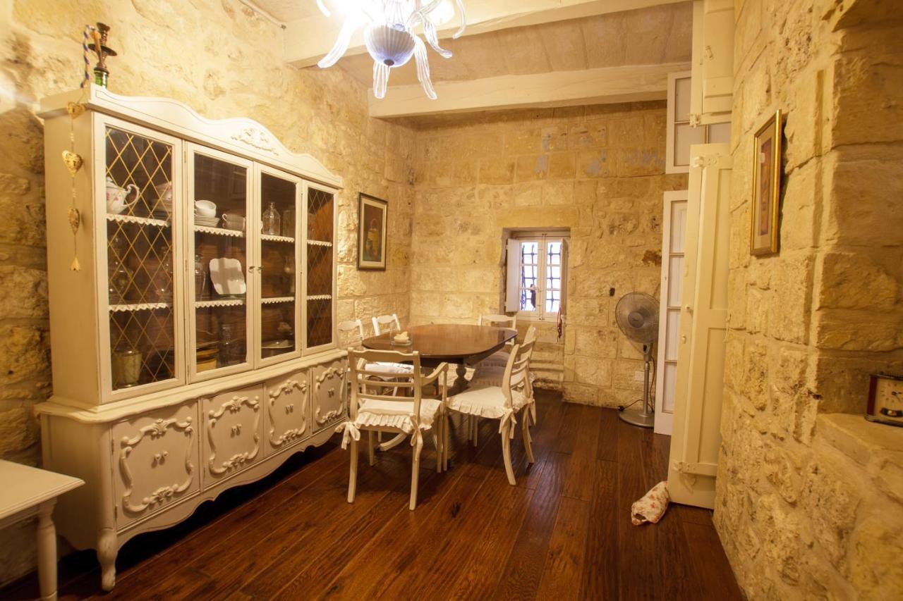 라바트 Town House Steeped In History 빌라 외부 사진